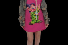 Rochie roz vibrant pictată manual cu piticul Dopey